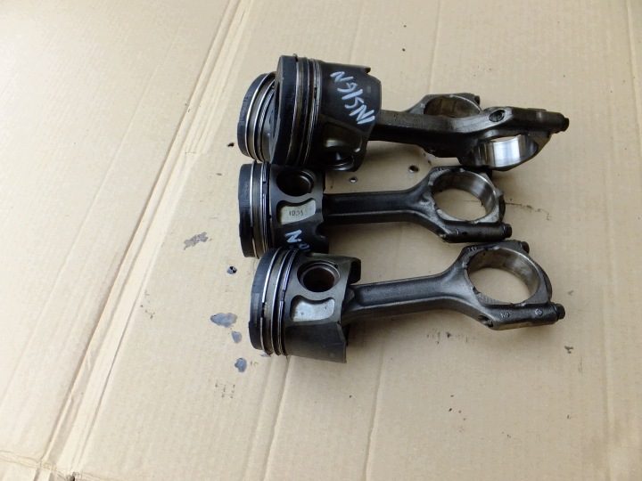 piston connecting rod opel insignia a 2,0 cdti A20DTH 2010r