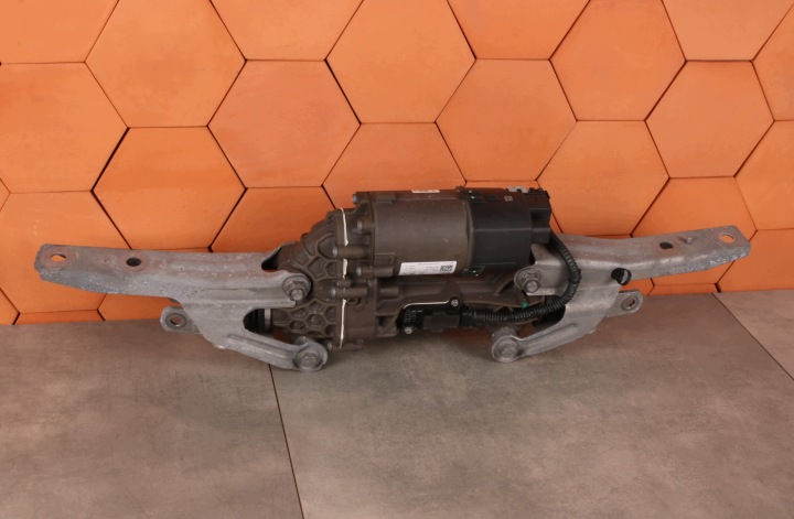 BMW G60 G61 G70 X5 G05 X6 G06 AKTUATOR damper steering HSR RKZKOT 8861500