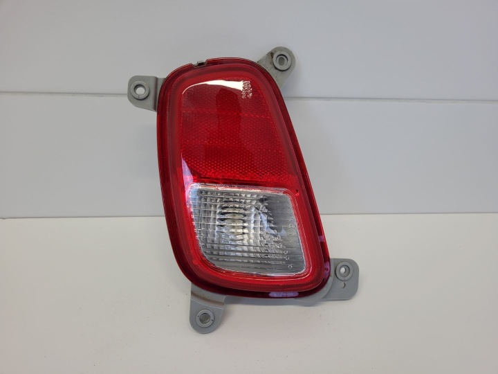 Licht heck Nebelscheinwerfer rechts Seite Kia Picanto 2 facelift 2017 92405-G6