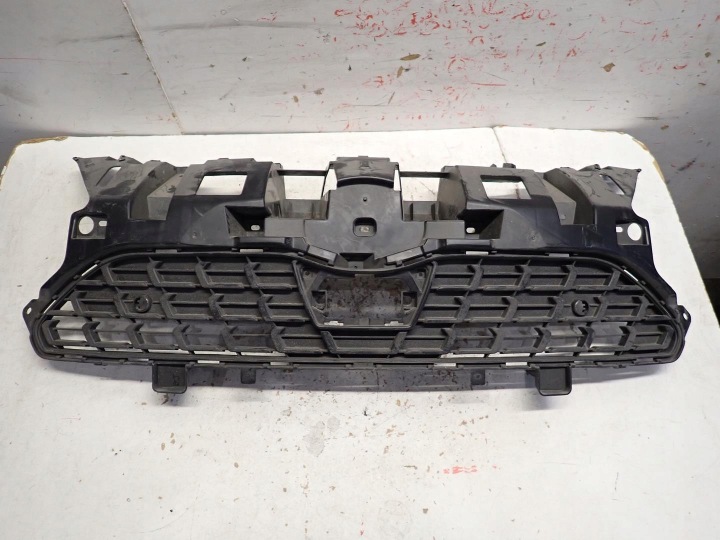 Grille/masque TOYOTA YARIS CROSS 2020- 53111-0DB20