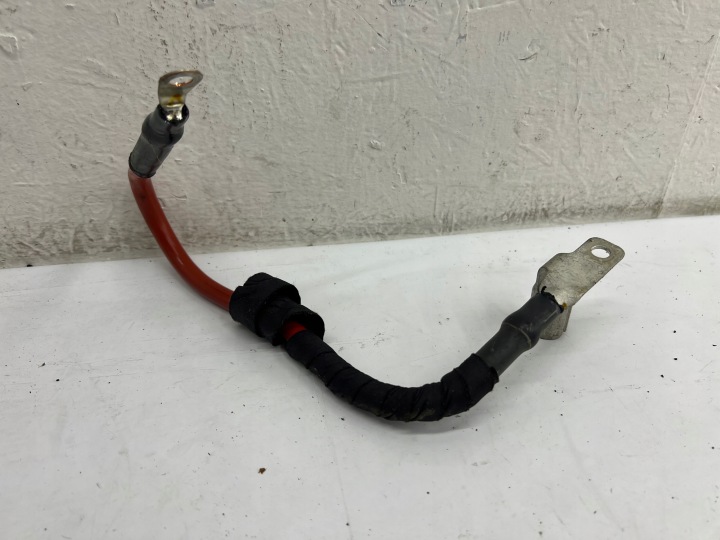 BMW 2 F45 F46 X1 F48 svorka plusová KABEL 8628634