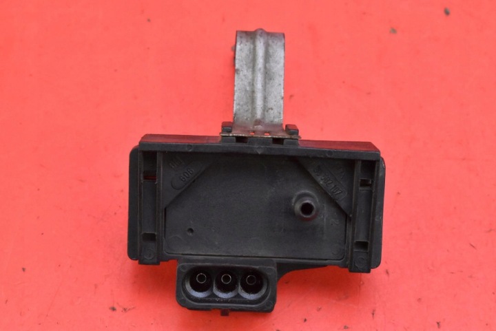 sensor of pressure air 90582107 OPEL ZAFIRA A 1.6 16V 100 KM 99-03