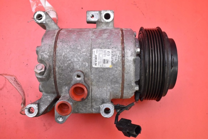 compressor pump of the air conditioning F500-JUBCA-04 MAZDA CX-5 and 2.2 SKYACTIV-D