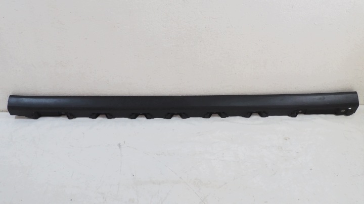 Suzuki Ignis III modanatura minigonna sinistra 77241-62R1