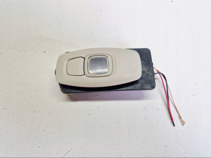 svjetlo krovnej oblogi stražnja Nissan Qashqai J12 264305076R