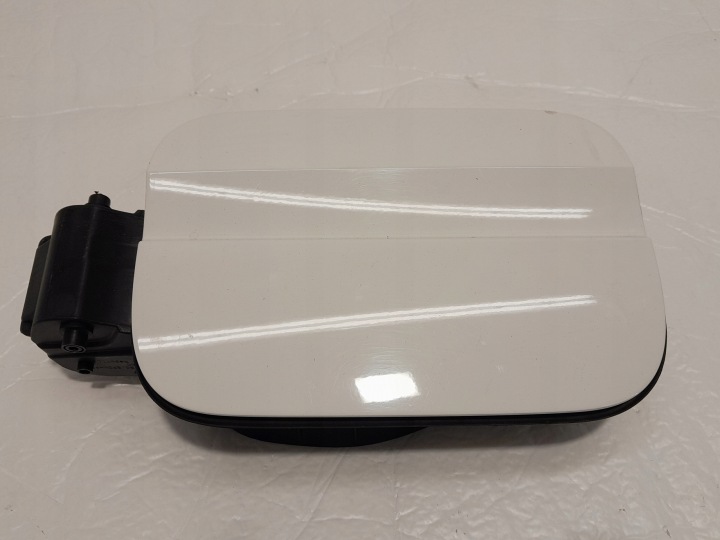 AUDI A4 B9 LIFT Üzemanyag-töltő fedél üzemanyag 8W0809906