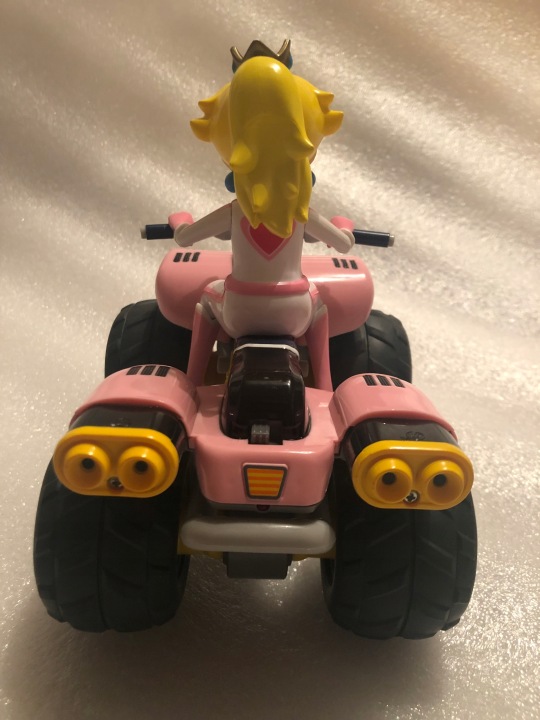 Дистанційно керований транспортний засіб Carrera RC Quad Mario Принцеса Peach (пошкоджений) — фото 3