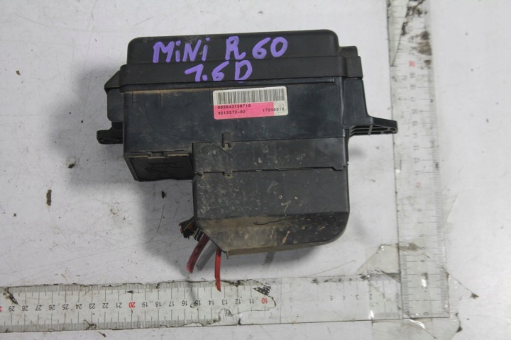 boîte à fusibles 9213372 MINI R60 10-16