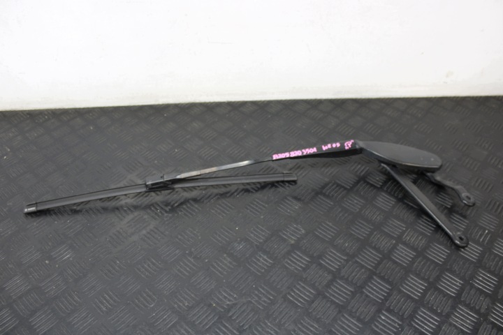 stěrač pravá ramínko stěrače pravé A2058203501 MERCEDES C-KLASA W205