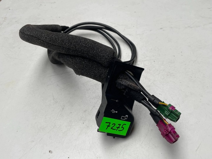 MERCEDES W167 Adaptateur USB A1678209500 !J