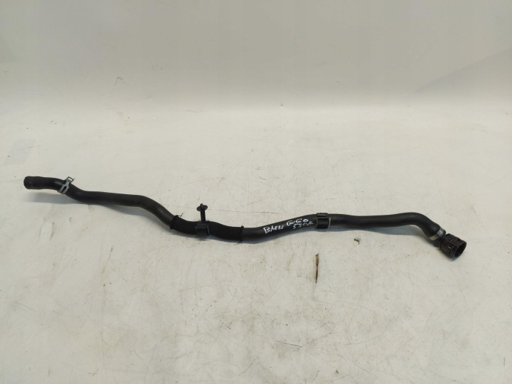 BMW 5 G60 530E x-drive Schlauch rohr des Wassers 8858597