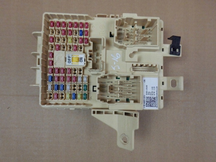 KIA Stinger Module Unité de contrôle 91951J5193