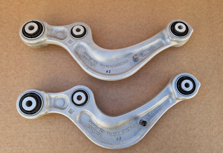 arm rear part 4M0505361G AUDI A6 Q5 original as new 2024 ROK PRZEBIEG 50 KM