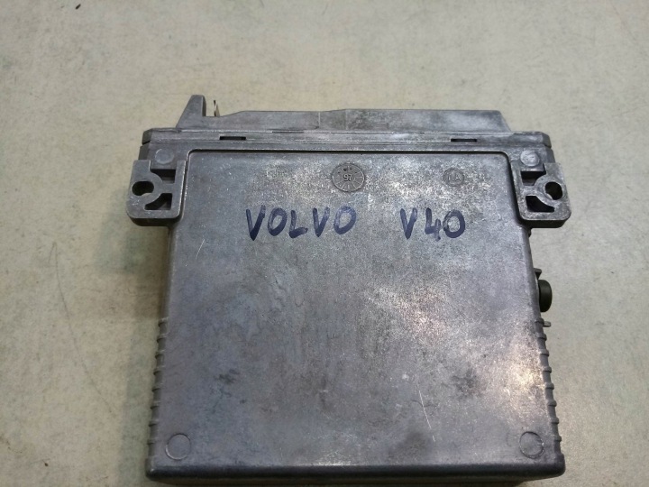 Bedienteil DES MOTORS VOLVO V40 1.9 7700103515A