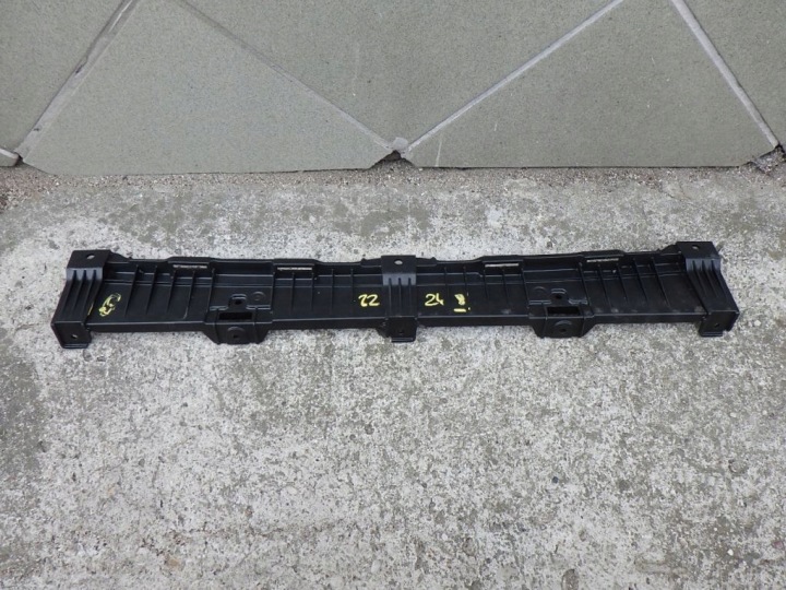 KIA NIRO 16- SUPPPORTO MONTAGGIO PARAURTI POSTERIORE STAFFA