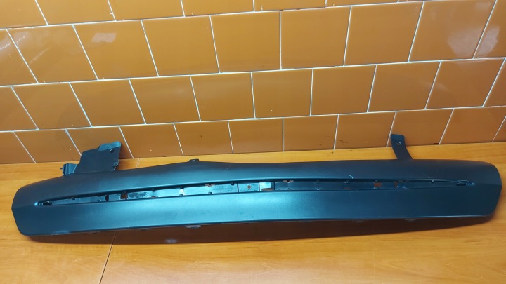 spoiler doplněk nárazníku záď zadní TOYOTA AURIS II KOMBI 12-15