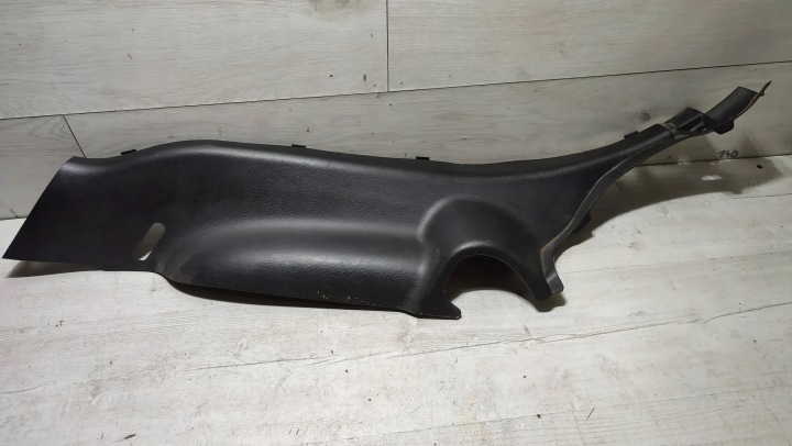 Mazda 3 III BM 17r left side mouldings threshold cap