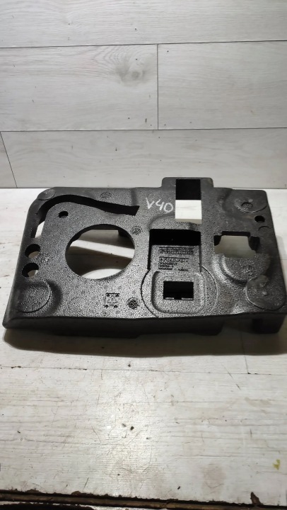 Volvo V40 II 2018r polystirene boot