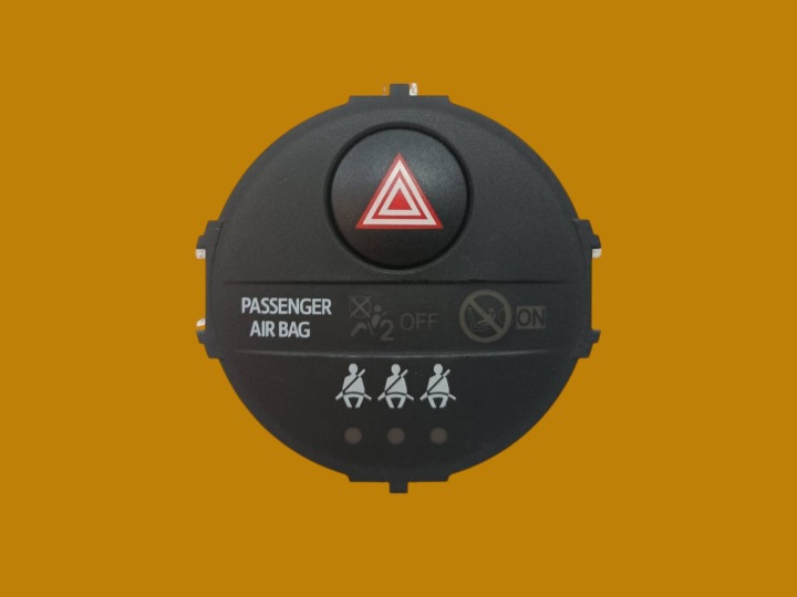 switch of warning lights 839500D050A Toyota Yaris III (2011-2020)