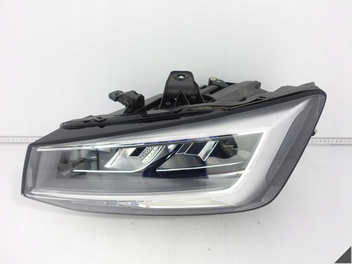AUDI Q2 SQ2 81A LIFT 20-26 Licht HEADLIGHT FULL LED BASIS links vorne EUROPA