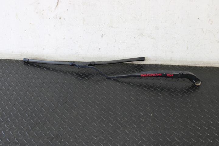 Bras essuie glace Essuie glace DODGE RAM V 5 68338924AA