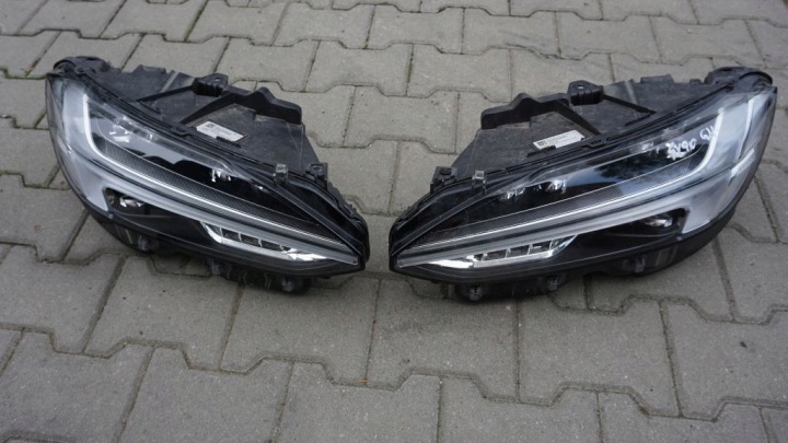 VOLVO S90 V90 CC - light left right front FULL LED KPL.