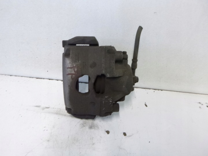 čeljust kočioni prednji dio Opel Vectra C 2.2 03r.