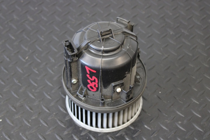 heating fan of the heating LAND ROVER RANGE ROVER DISCOVERY SPORT L550