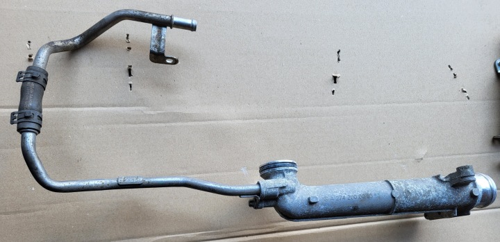 Tubazione tubo d’acqua PLUNU CHLODZACEGO MERCEDES C W205 W204 2.0 CGI OE