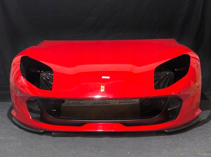 FERRARI 812 SUPERFAST KOMPLET VORNE MOTORHAUBE KOTFLÜGEL