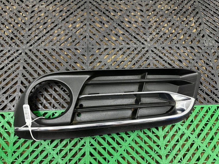 untere Lüftungsgitter der Stoßstange vorne BMW 5 F10 F11 7346505