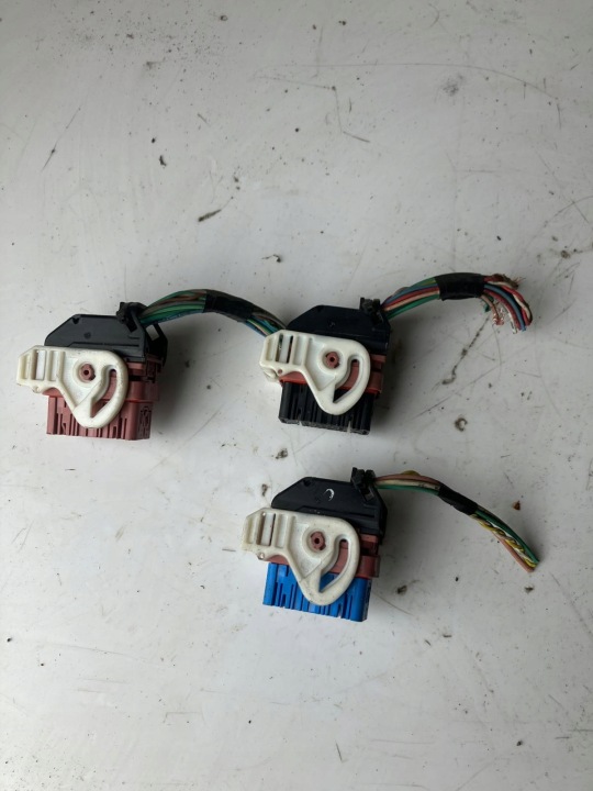 WTYCZKI MODULU BSM Z04 PEUGEOT CITROEN 9674922080