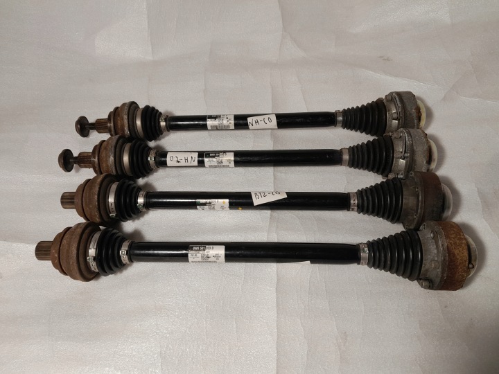 AUDI A4 B9 semi-axis rear part 8W0501203D