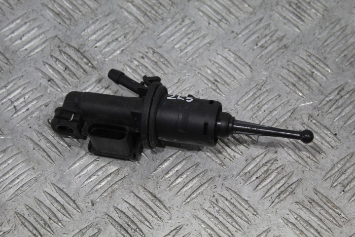 pumpa PEDALU kvačila VW CADDY 2K0 2K5 1K0721388AD
