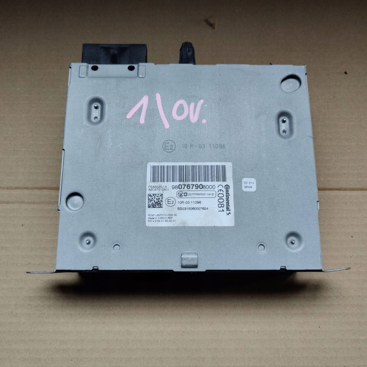 Stacja multimedialna Peugeot 308 980767908000