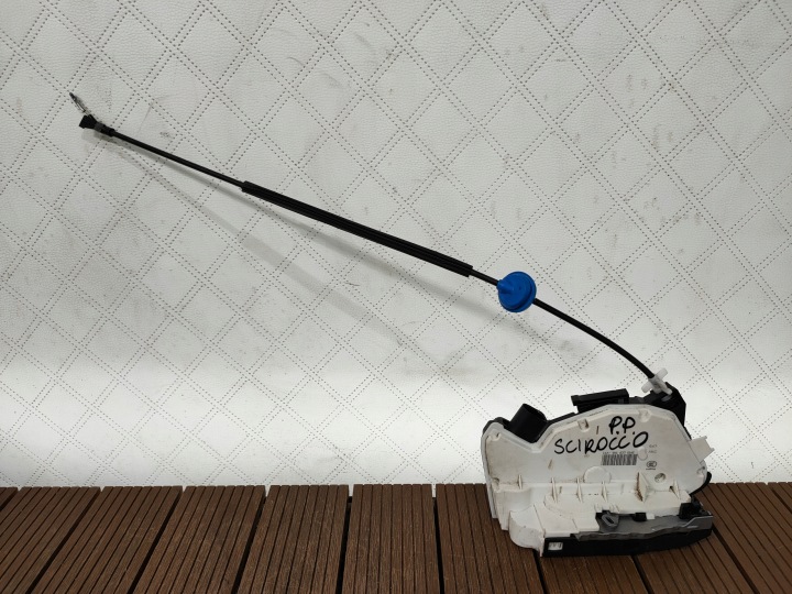 VW SCIROCCO III 08-17 de la Serrure Portière Avant Droite Avant 5N1837016E EUROPA OE