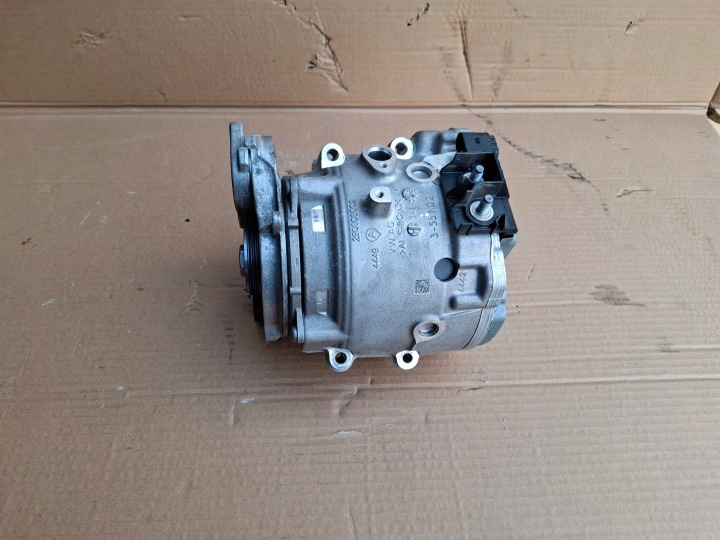 ALTERNATOR Anlasser Starter AUDI RS6 RS7 RSQ8 2023 4N1903028B