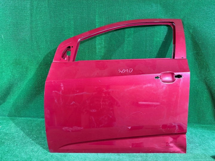 dveře přední levé CHEVROLET AVEO T300