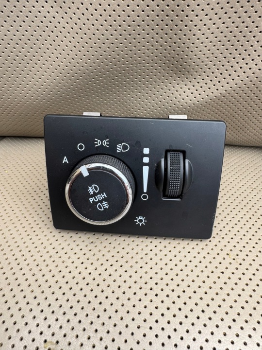 interruttore luci JEEP GRAND CHEROKEE IV WK2 3.0 CRD 68189157AA