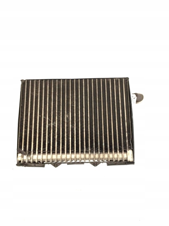 Radiateur Climatisateur air conditionné BEHR AUDI A4