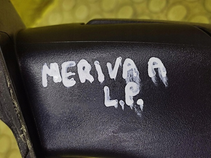 OPEL MERIVA A VASEN PEILI 8 PIN 9