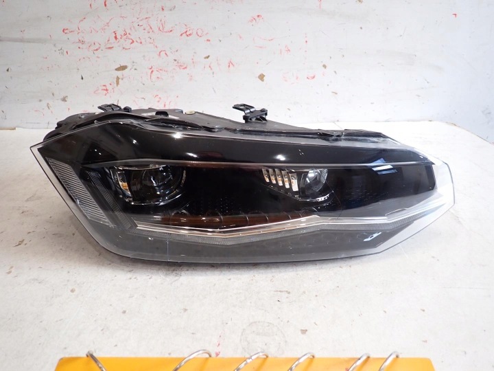 far prednji dio prednja desna VW POLO VI 2017- FULL LED 2GA941036B