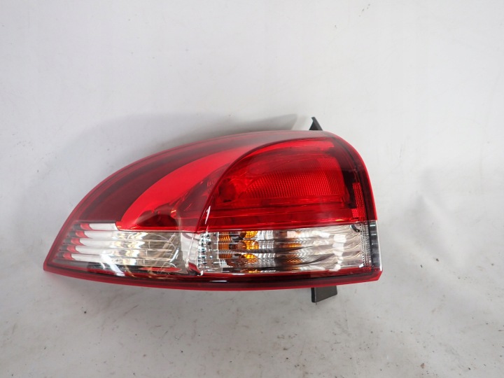 RENAULT CLIO IV KOMBI 12- Licht links heck hinten