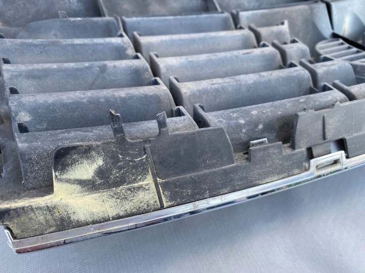 AUDI A3 8P HB 3D GRILL COHESION ATTRAPA - 8P3853651 11