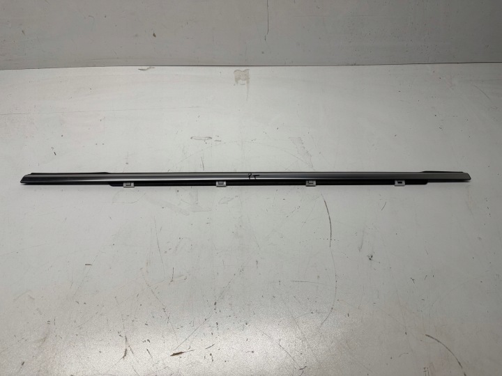 HYUNDAI I30 III HB moulding dust door PARAPET CHROM right rear part rear