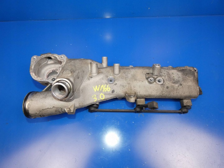 MERCEDES ML W166 GLE W166 W218 3.0 CDI intake manifold