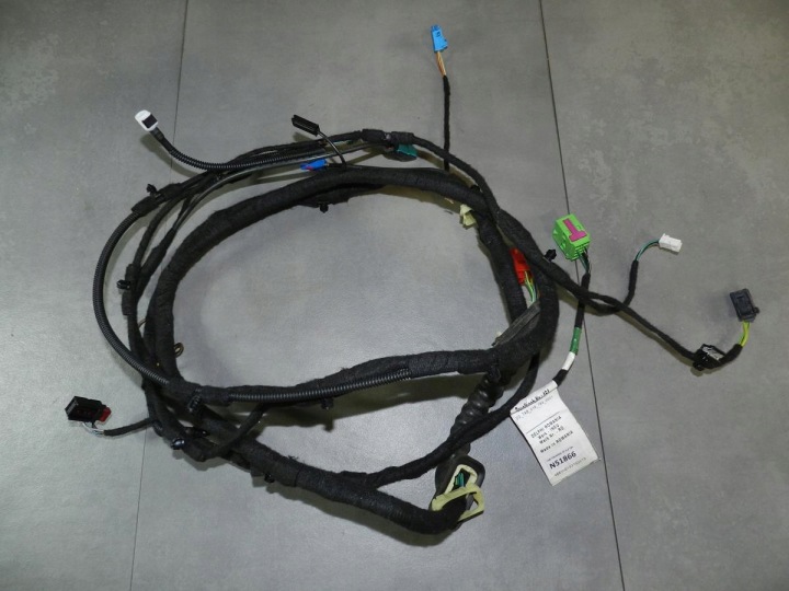 VW TOUAREG 7P bundle bonnet rear part 7P6971148Q