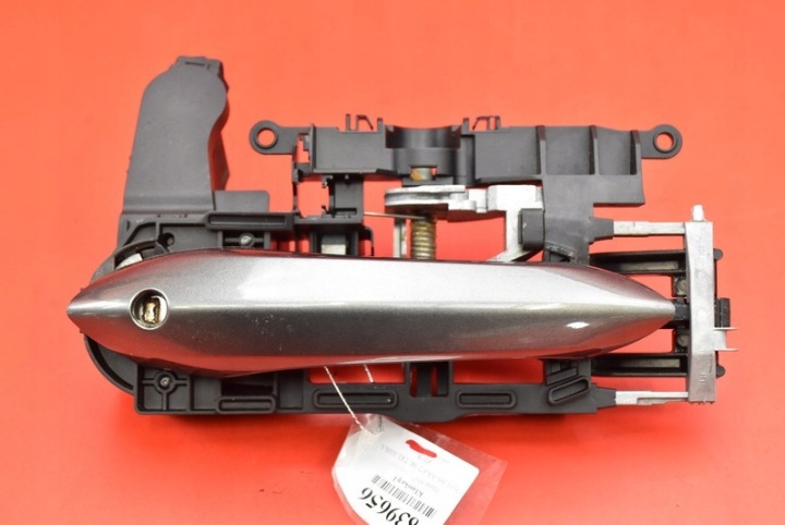 Poignée Gauche Avant Avant B64 BMW F07 GT LIFT 13-17