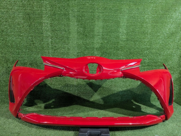 Pare chocs avant Avant TOYOTA YARIS III LIFT 17- NR.Z9077