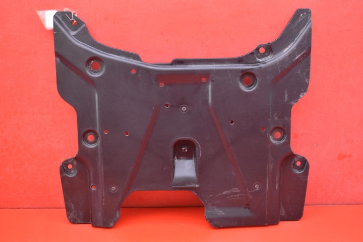 motor cover lower 62408-BE000 HYUNDAI KONA 2 II 1.6 GDI HYBRID 141KM 23